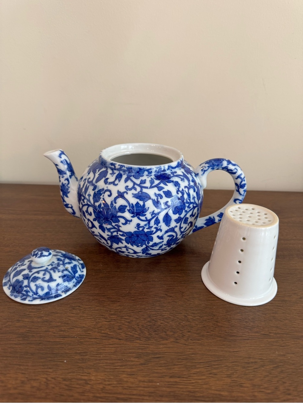 Vintage Japan Williams Sonoma Delft Blue White Color Tones Tea Pot - Picture 8 of 10
